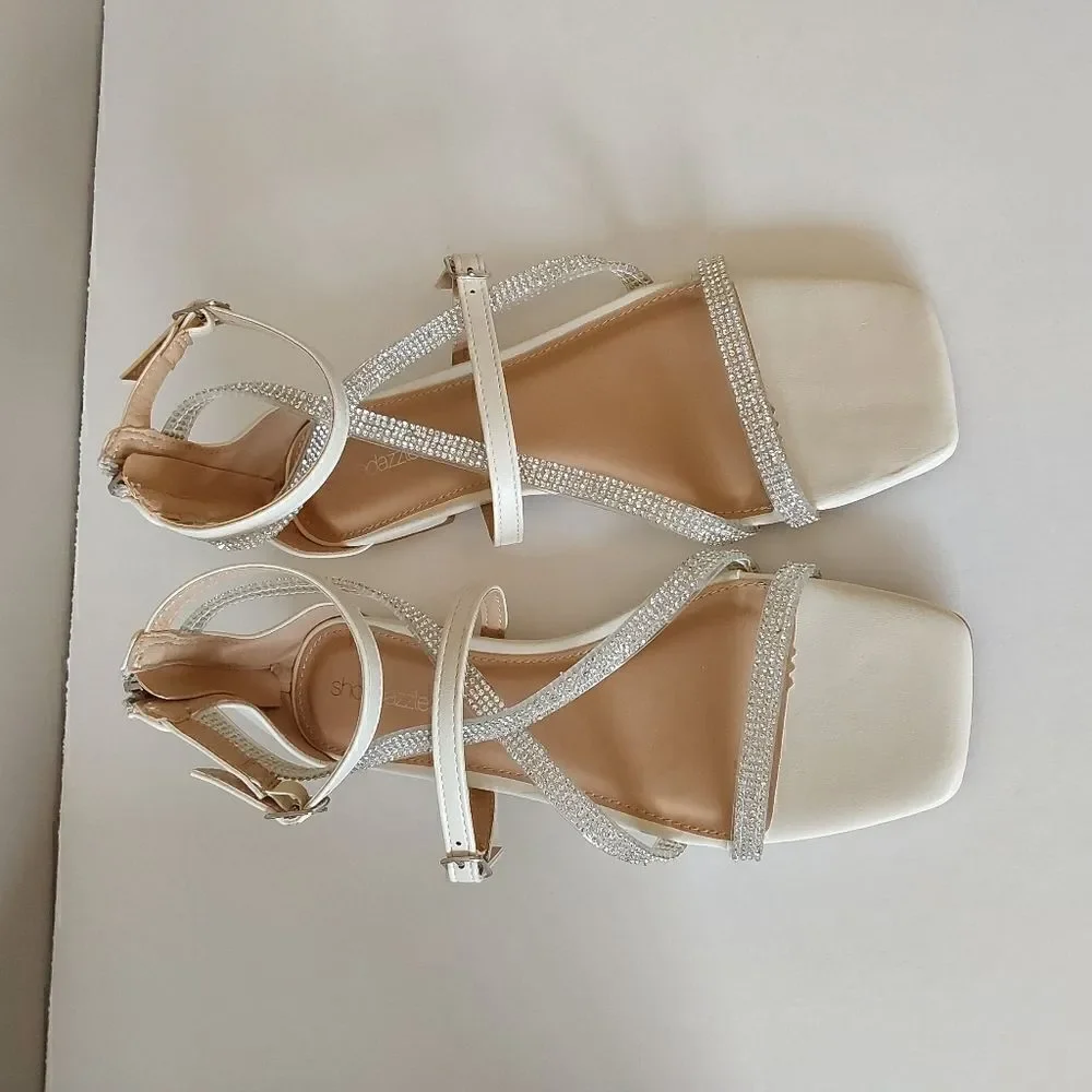 Shoe Dazzle Sandals Sz 8 Bone New
